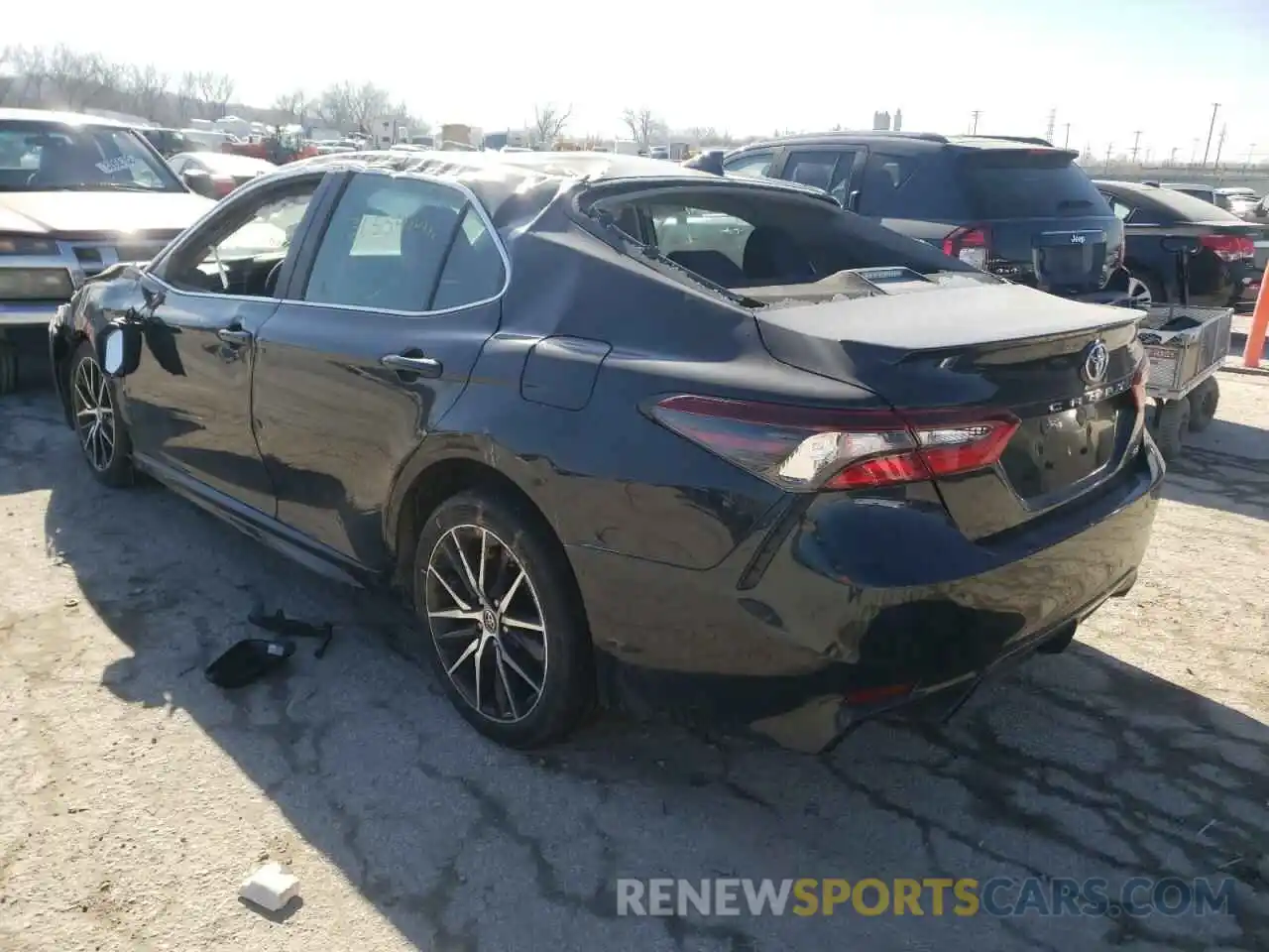 3 Photograph of a damaged car 4T1G11AK4MU413552 TOYOTA CAMRY 2021