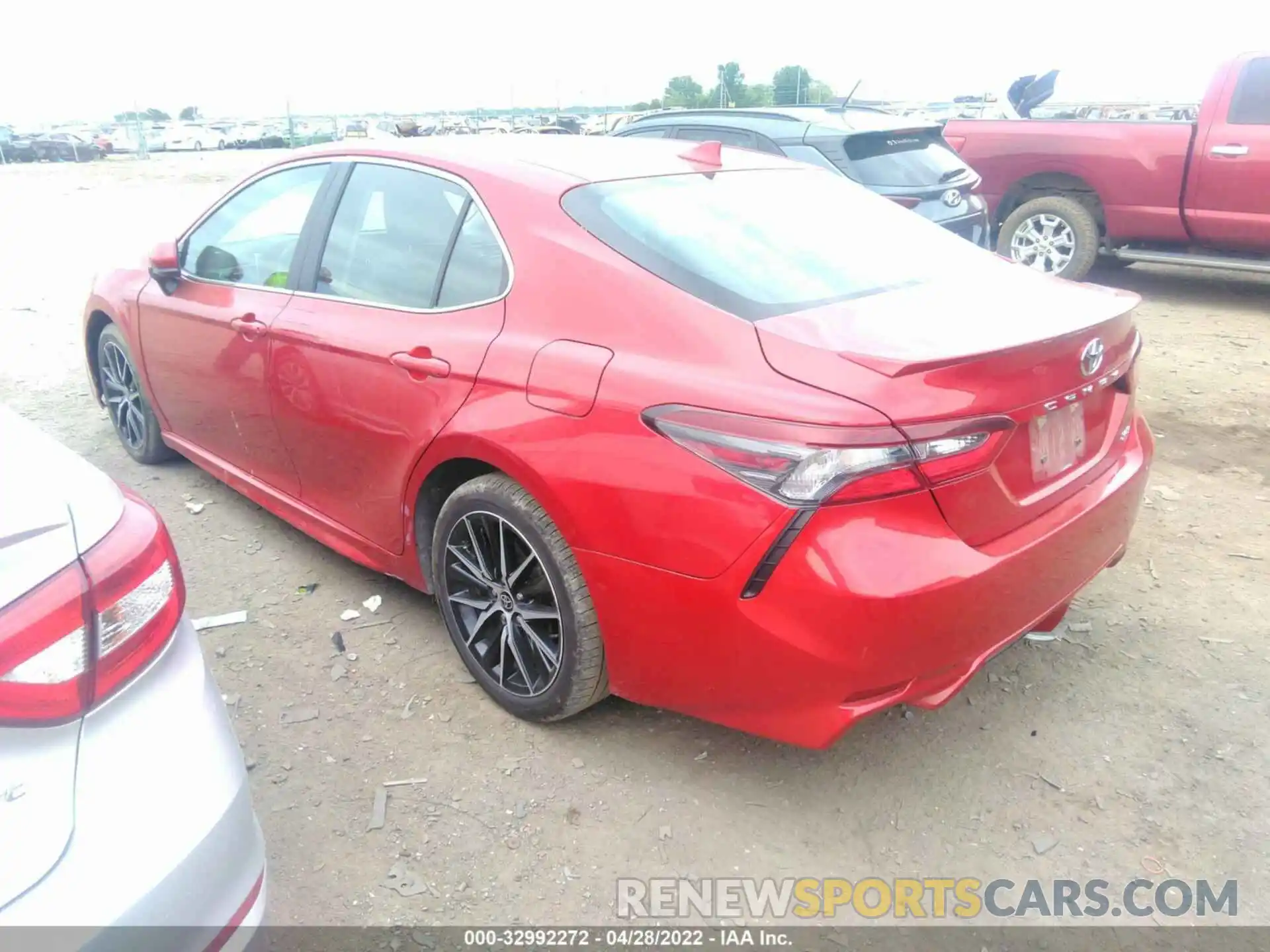 3 Photograph of a damaged car 4T1G11AK4MU429802 TOYOTA CAMRY 2021