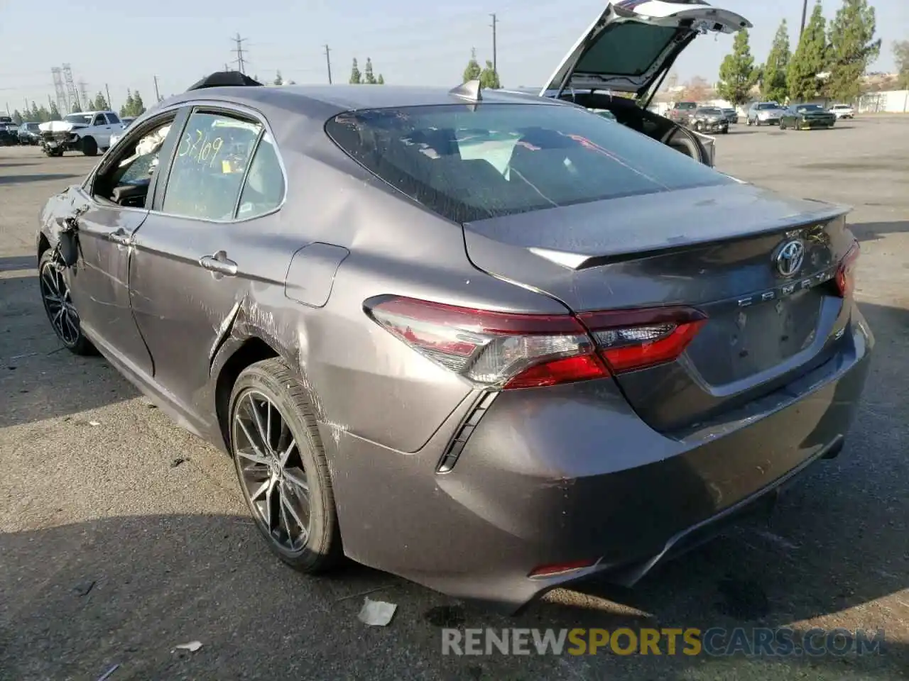 3 Photograph of a damaged car 4T1G11AK4MU431288 TOYOTA CAMRY 2021