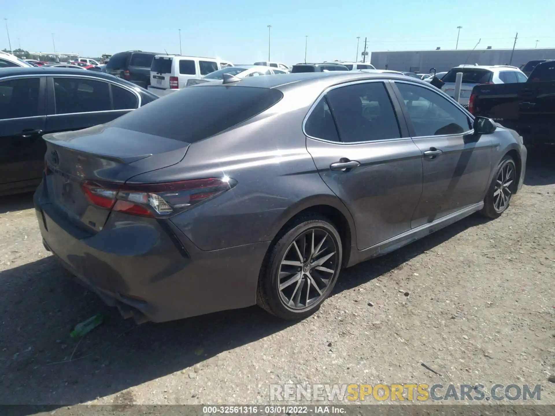 4 Photograph of a damaged car 4T1G11AK4MU431503 TOYOTA CAMRY 2021