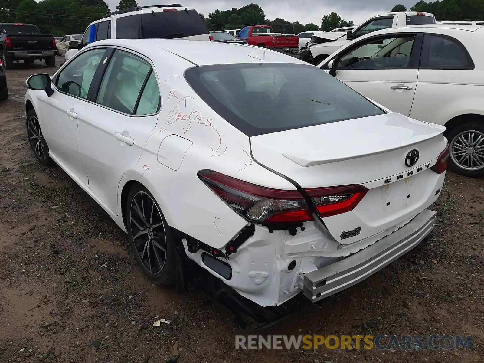 3 Photograph of a damaged car 4T1G11AK4MU431954 TOYOTA CAMRY 2021