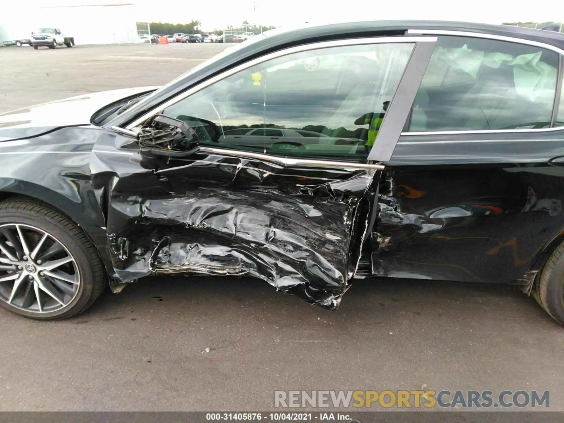 6 Photograph of a damaged car 4T1G11AK4MU447099 TOYOTA CAMRY 2021