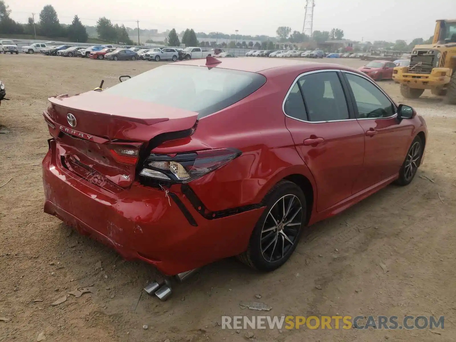 4 Photograph of a damaged car 4T1G11AK4MU448544 TOYOTA CAMRY 2021