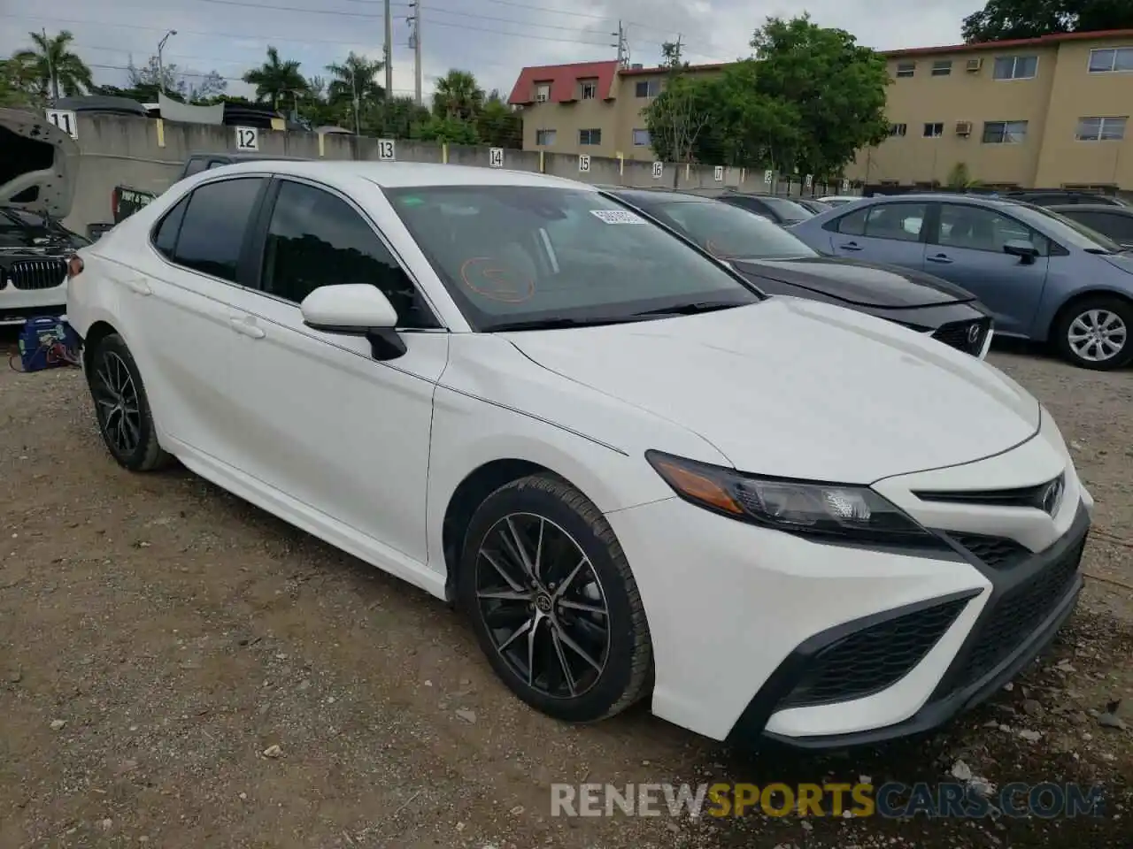 1 Photograph of a damaged car 4T1G11AK4MU459107 TOYOTA CAMRY 2021