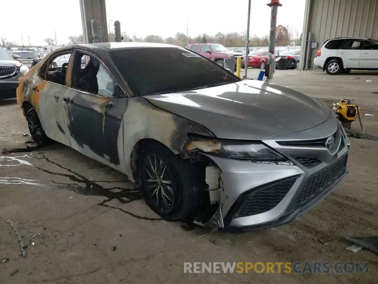 1 Photograph of a damaged car 4T1G11AK4MU471287 TOYOTA CAMRY 2021