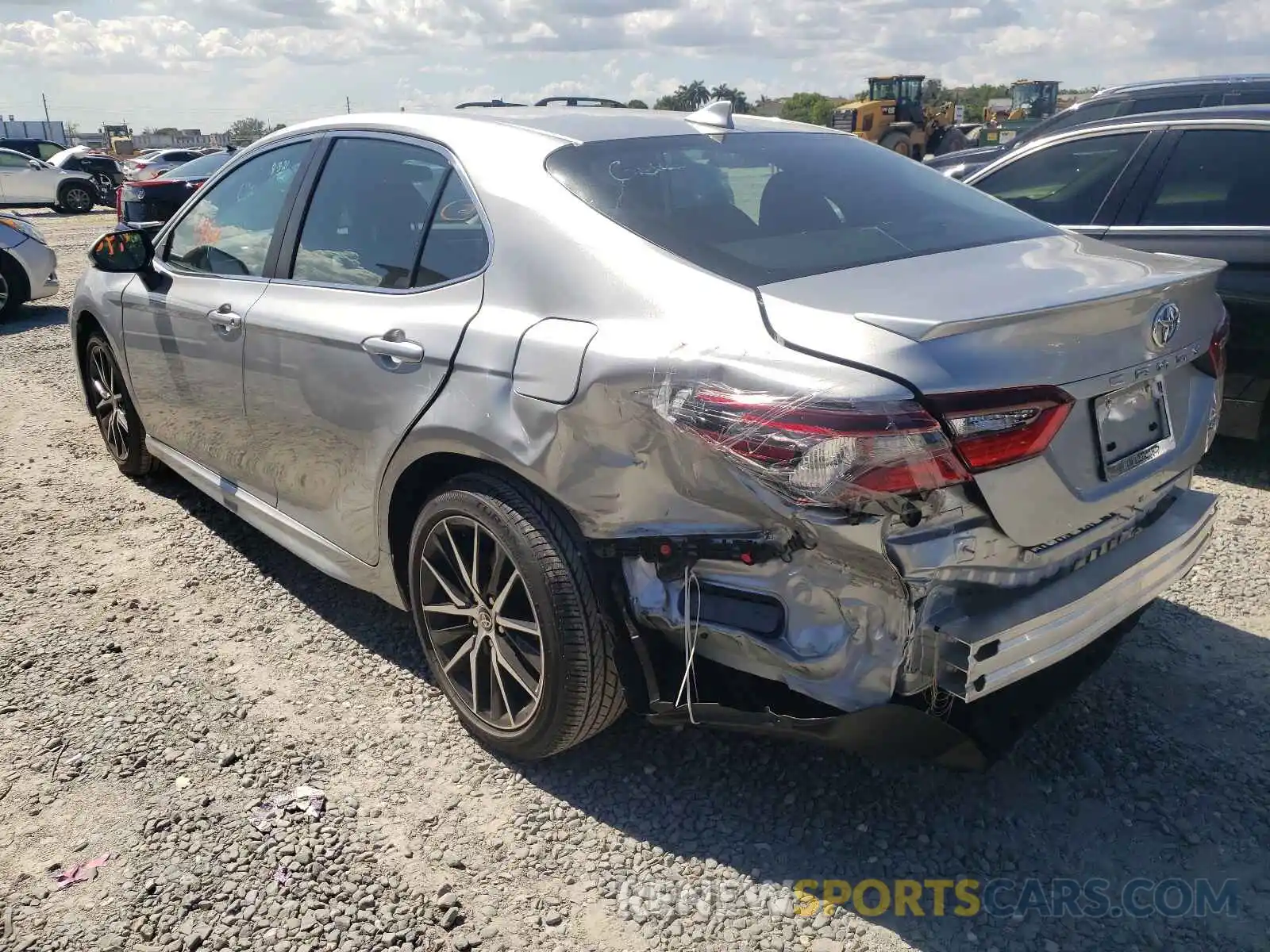 3 Photograph of a damaged car 4T1G11AK4MU474416 TOYOTA CAMRY 2021