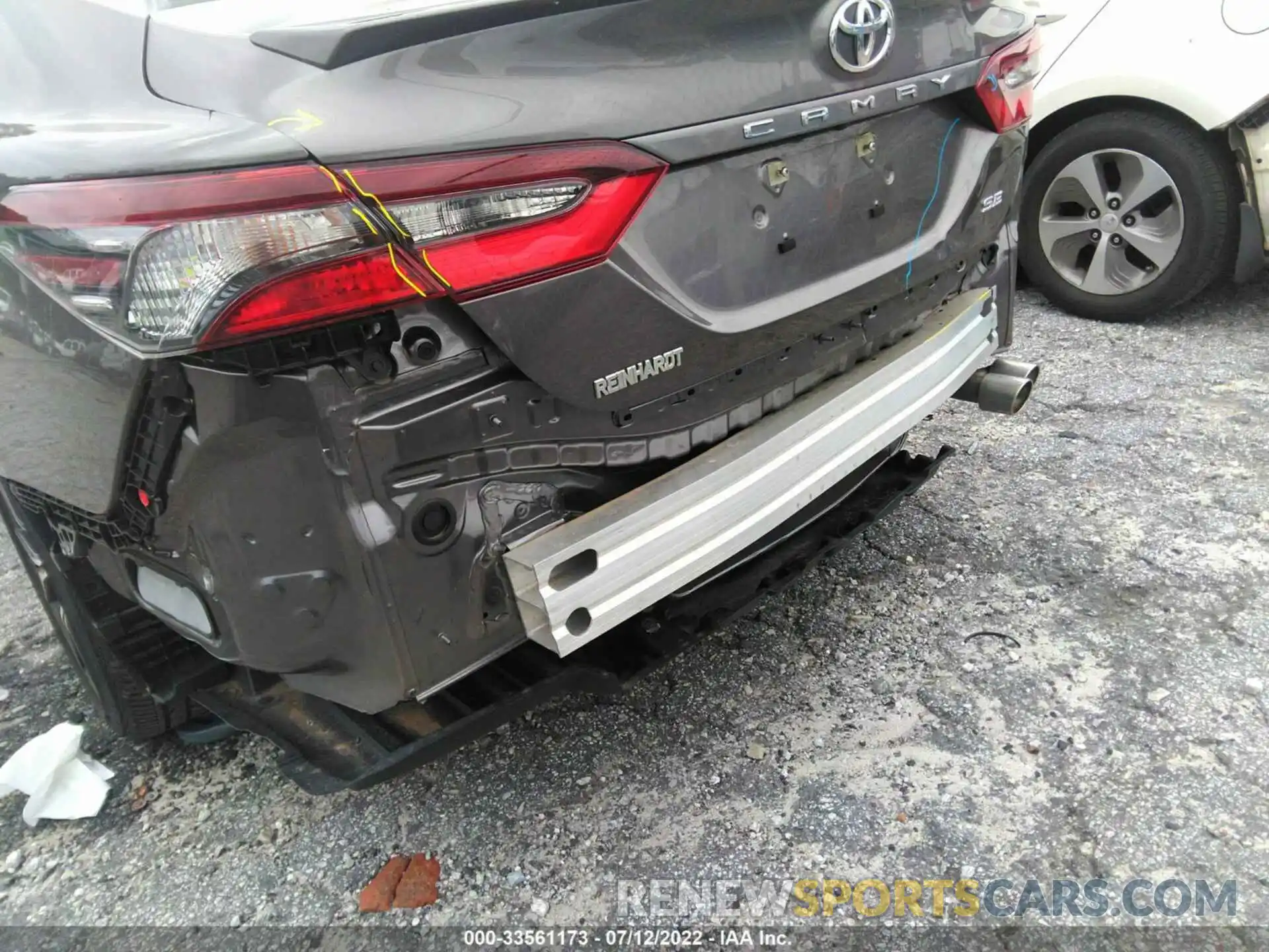 6 Photograph of a damaged car 4T1G11AK4MU479986 TOYOTA CAMRY 2021