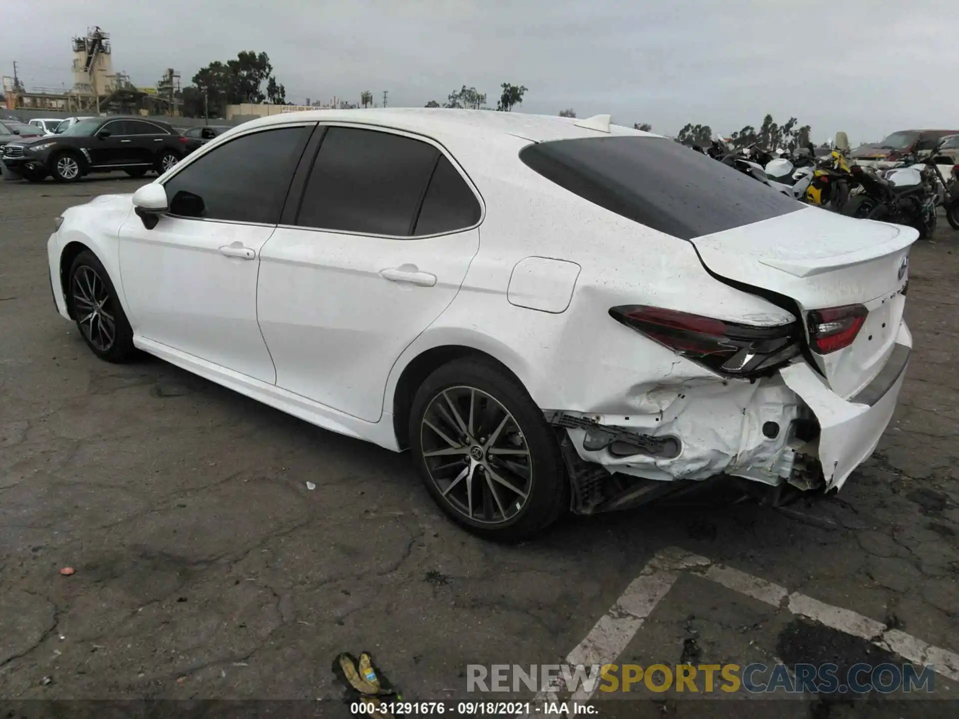 3 Photograph of a damaged car 4T1G11AK4MU489739 TOYOTA CAMRY 2021