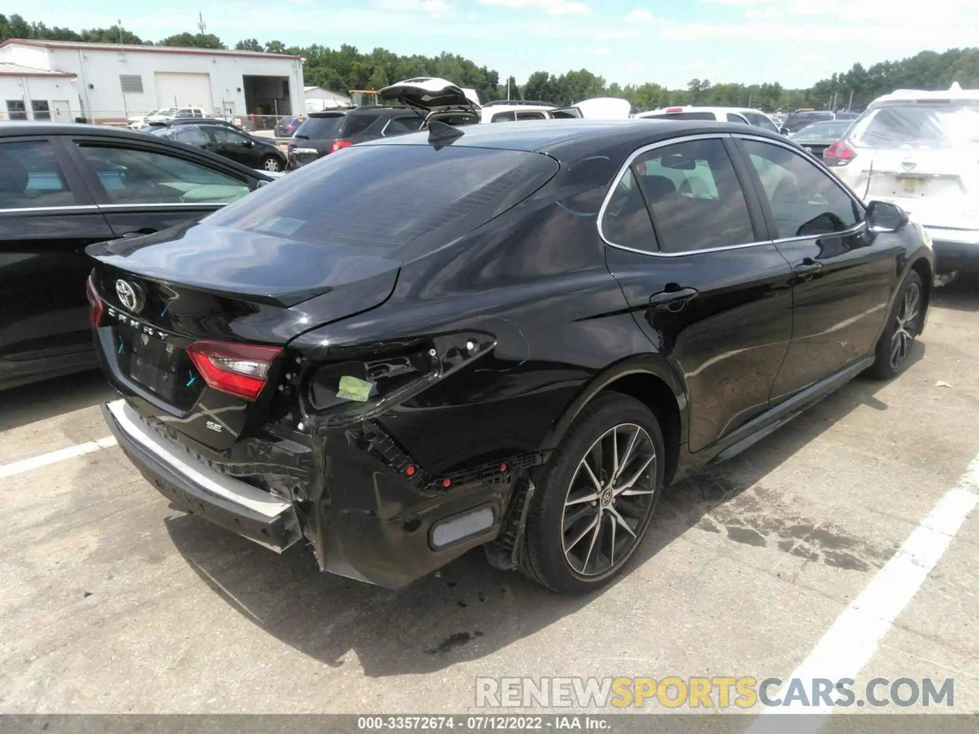 4 Photograph of a damaged car 4T1G11AK4MU497761 TOYOTA CAMRY 2021