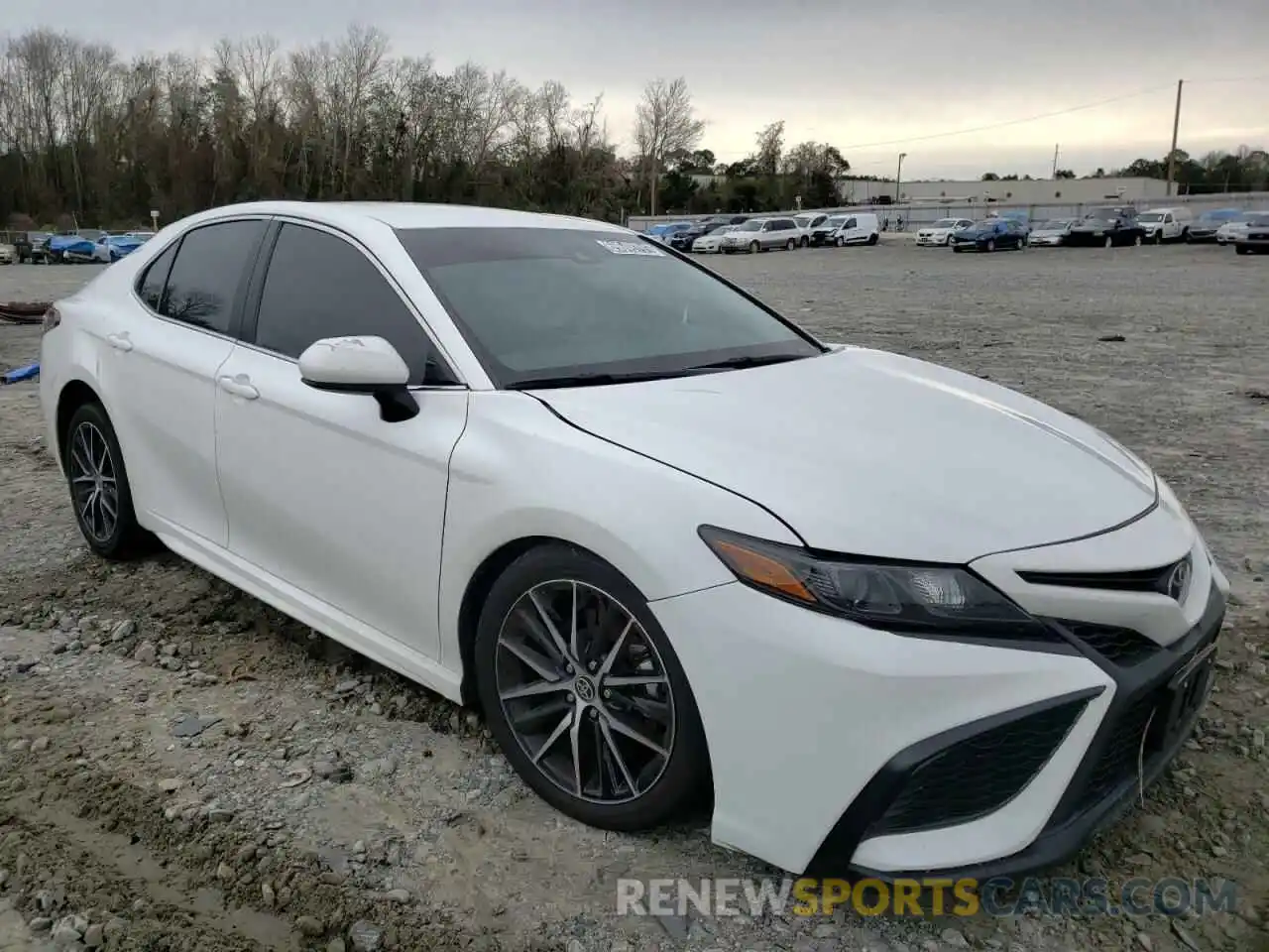 1 Photograph of a damaged car 4T1G11AK4MU520228 TOYOTA CAMRY 2021