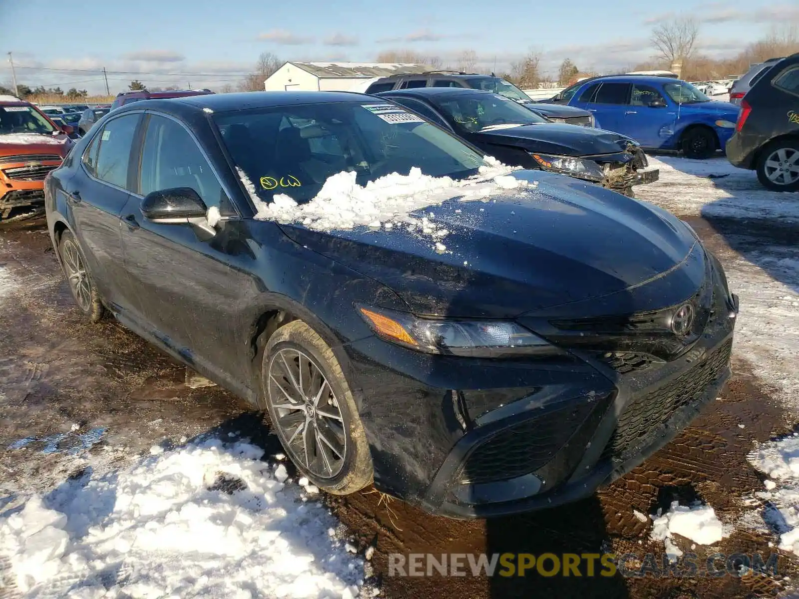 1 Photograph of a damaged car 4T1G11AK4MU525008 TOYOTA CAMRY 2021