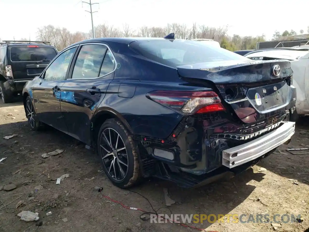 3 Photograph of a damaged car 4T1G11AK4MU525901 TOYOTA CAMRY 2021