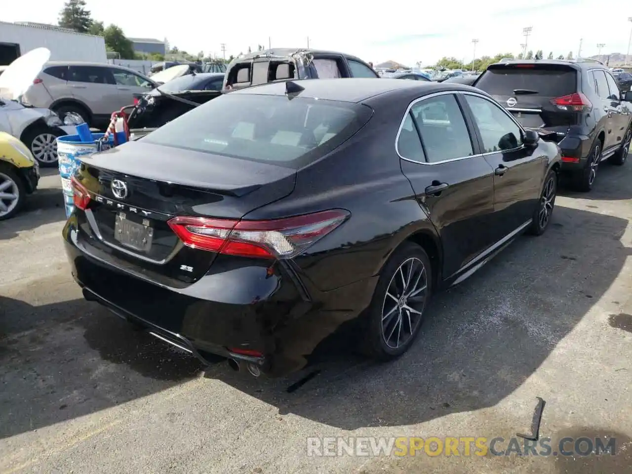 4 Photograph of a damaged car 4T1G11AK4MU539958 TOYOTA CAMRY 2021