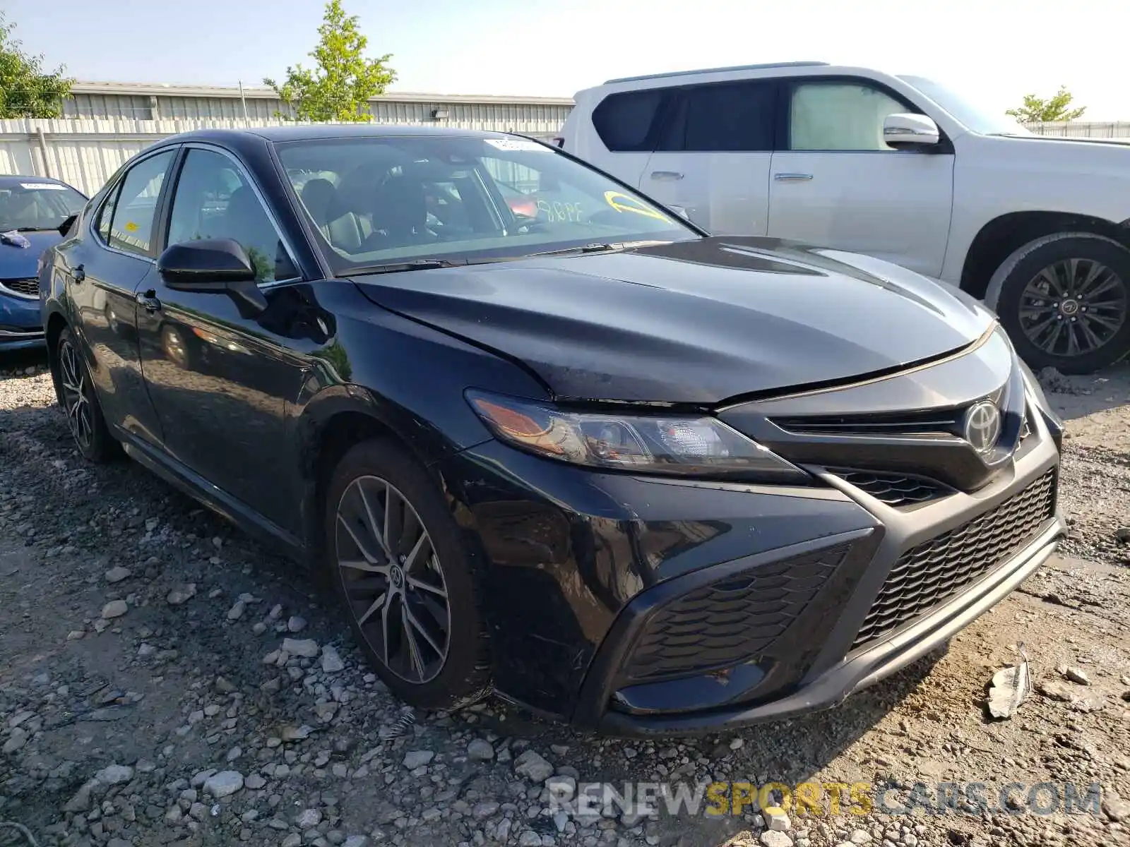 1 Photograph of a damaged car 4T1G11AK4MU544853 TOYOTA CAMRY 2021