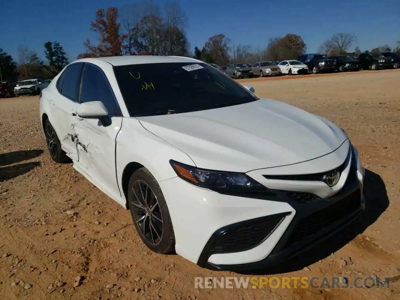 1 Photograph of a damaged car 4T1G11AK4MU549275 TOYOTA CAMRY 2021