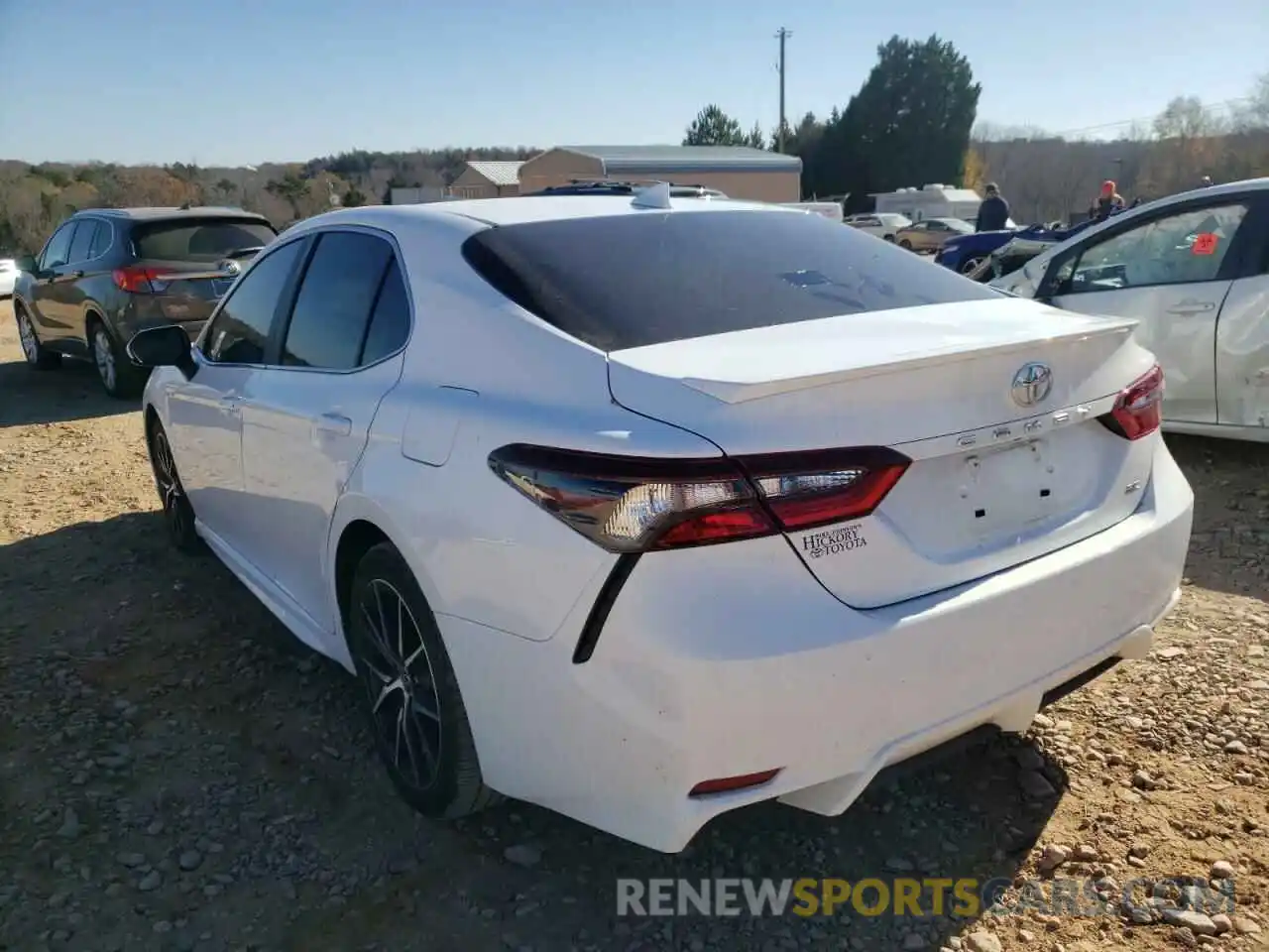 3 Photograph of a damaged car 4T1G11AK4MU549275 TOYOTA CAMRY 2021