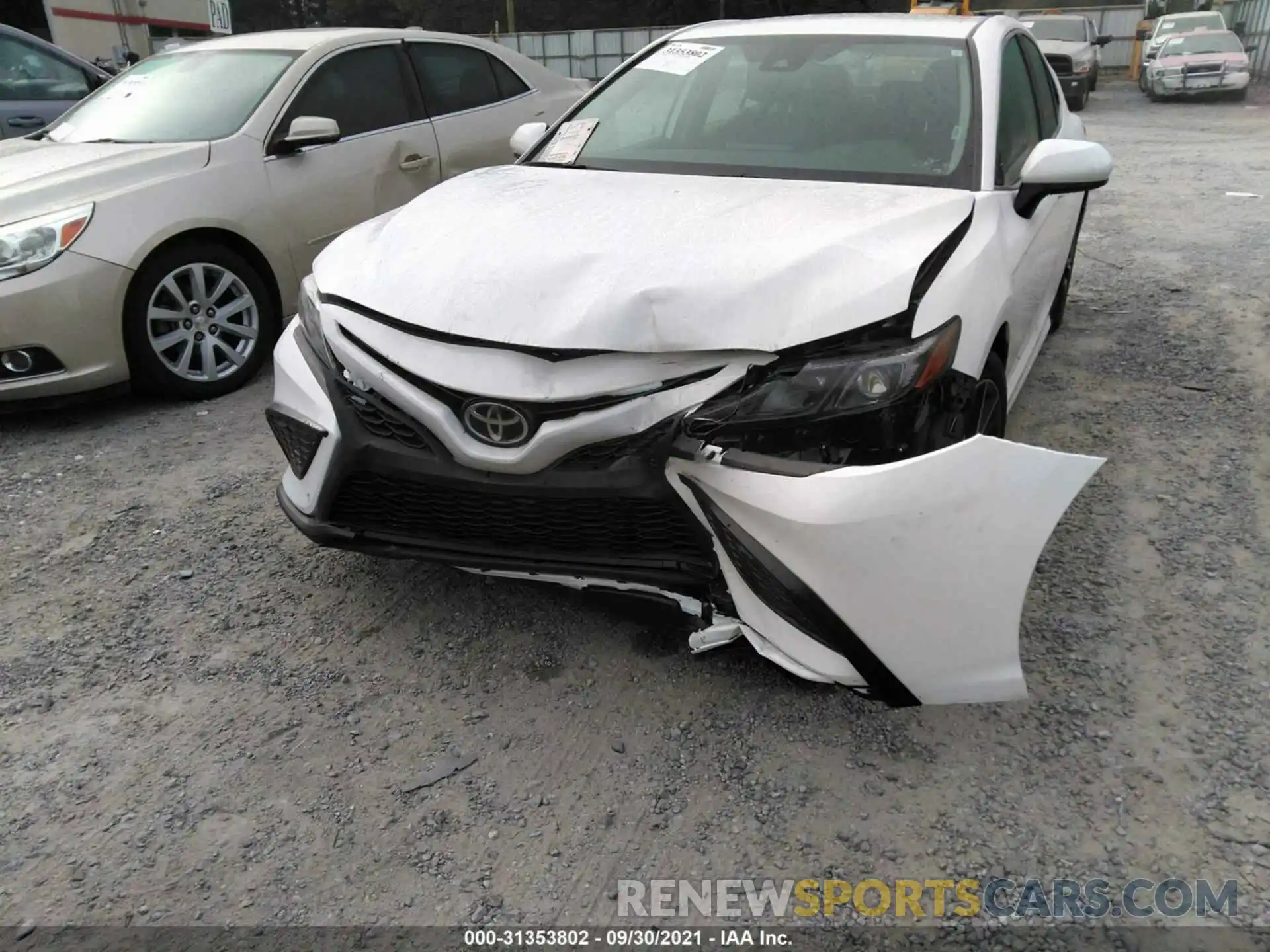 6 Photograph of a damaged car 4T1G11AK4MU555321 TOYOTA CAMRY 2021