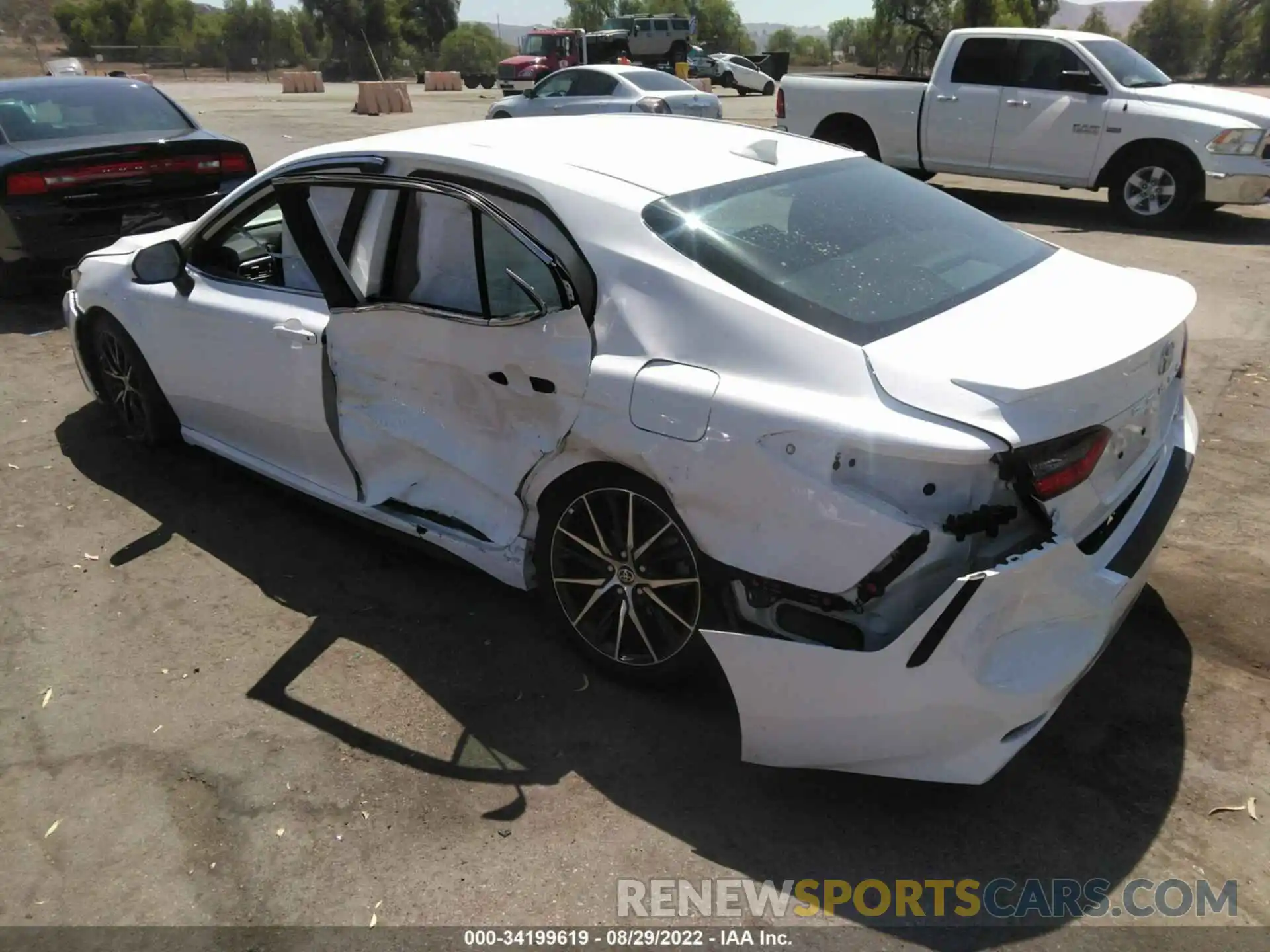 3 Photograph of a damaged car 4T1G11AK4MU556873 TOYOTA CAMRY 2021