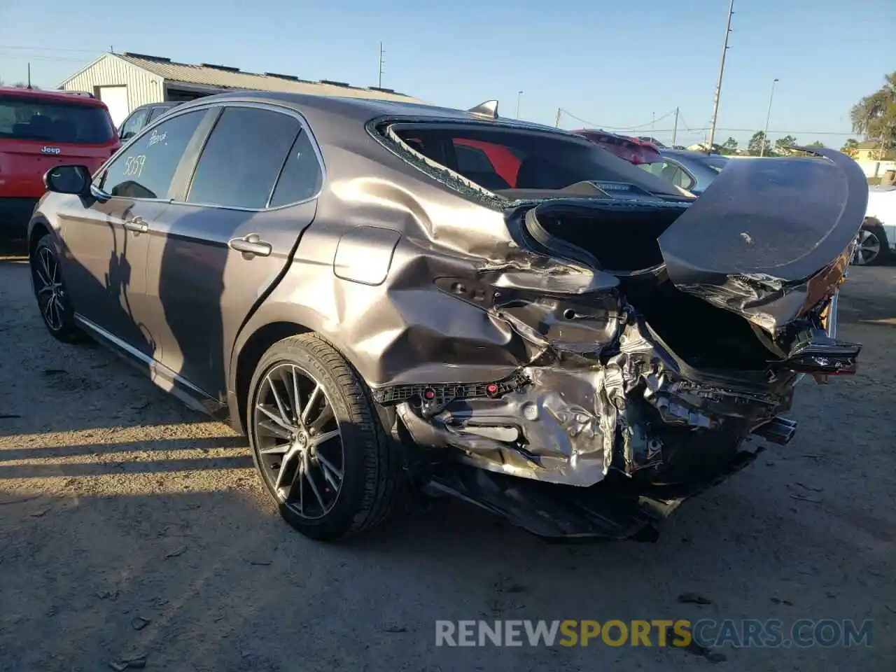 3 Photograph of a damaged car 4T1G11AK4MU564441 TOYOTA CAMRY 2021