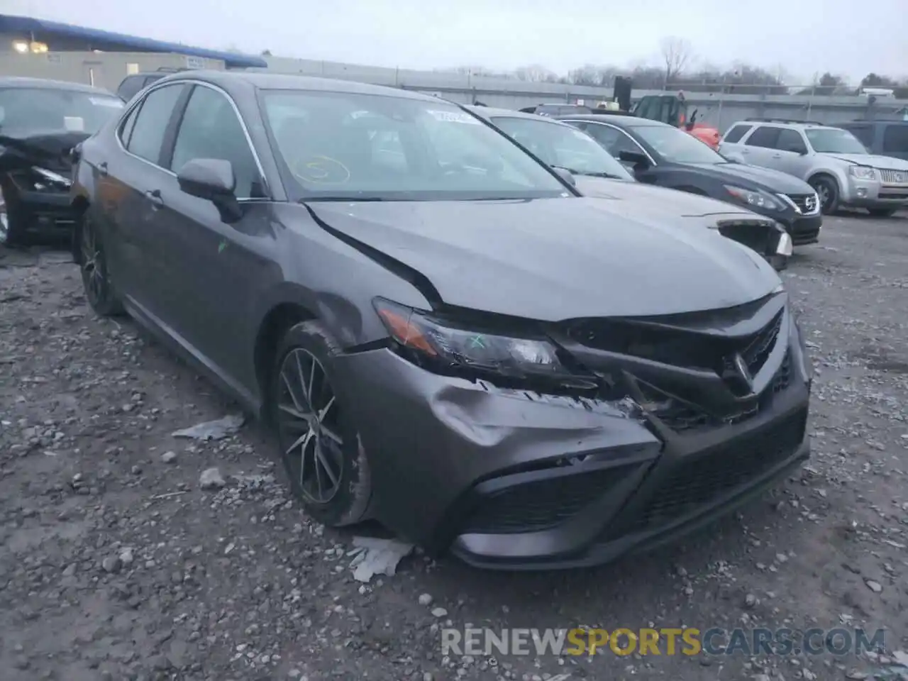 1 Photograph of a damaged car 4T1G11AK4MU565363 TOYOTA CAMRY 2021