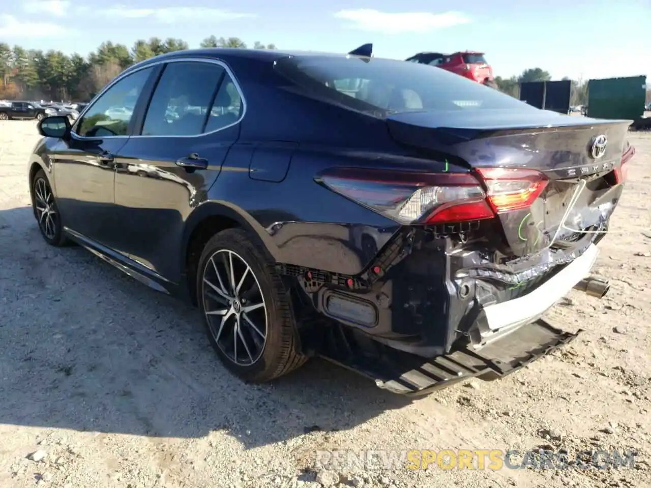 3 Photograph of a damaged car 4T1G11AK4MU569185 TOYOTA CAMRY 2021