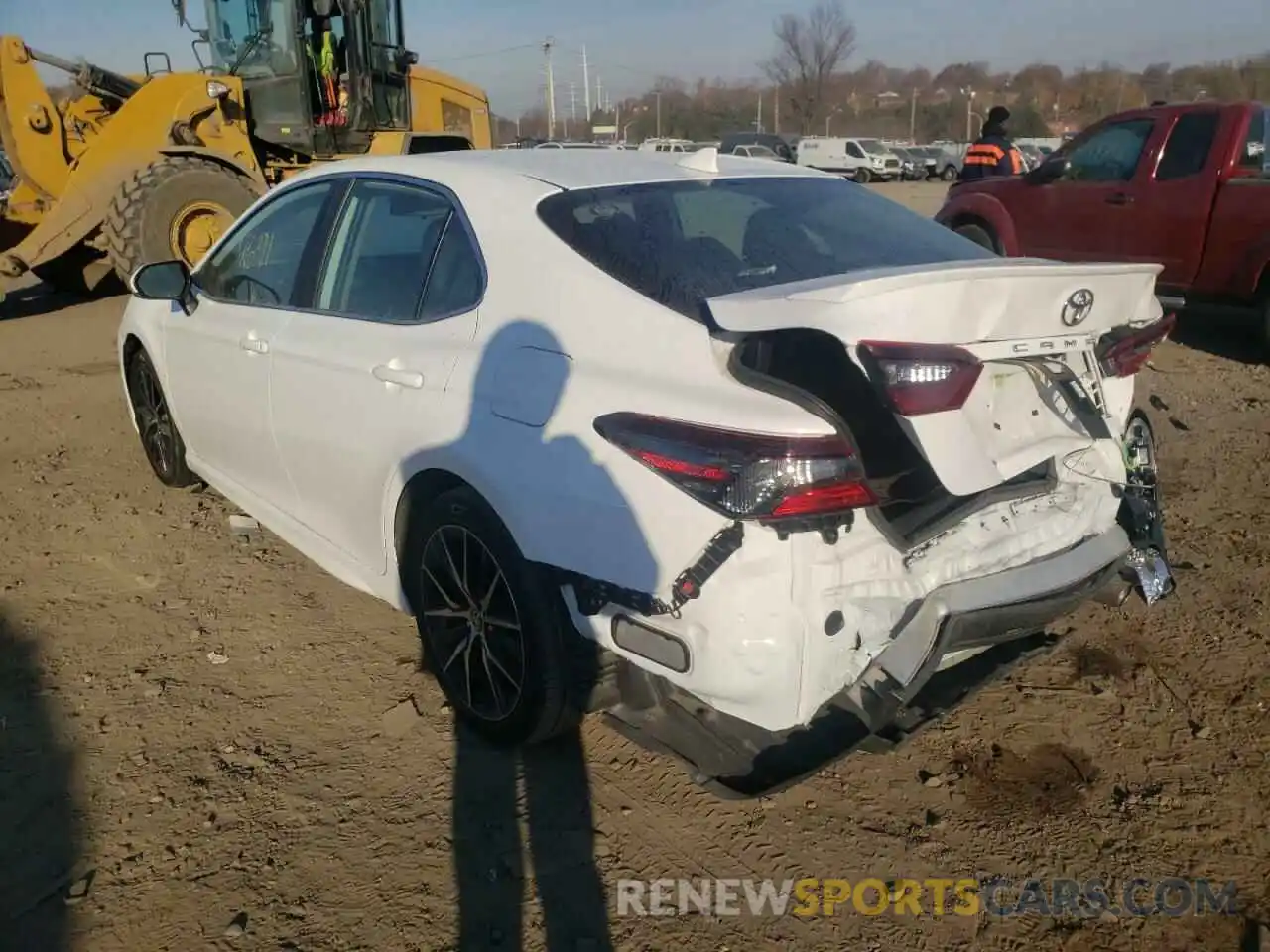 3 Photograph of a damaged car 4T1G11AK4MU572524 TOYOTA CAMRY 2021