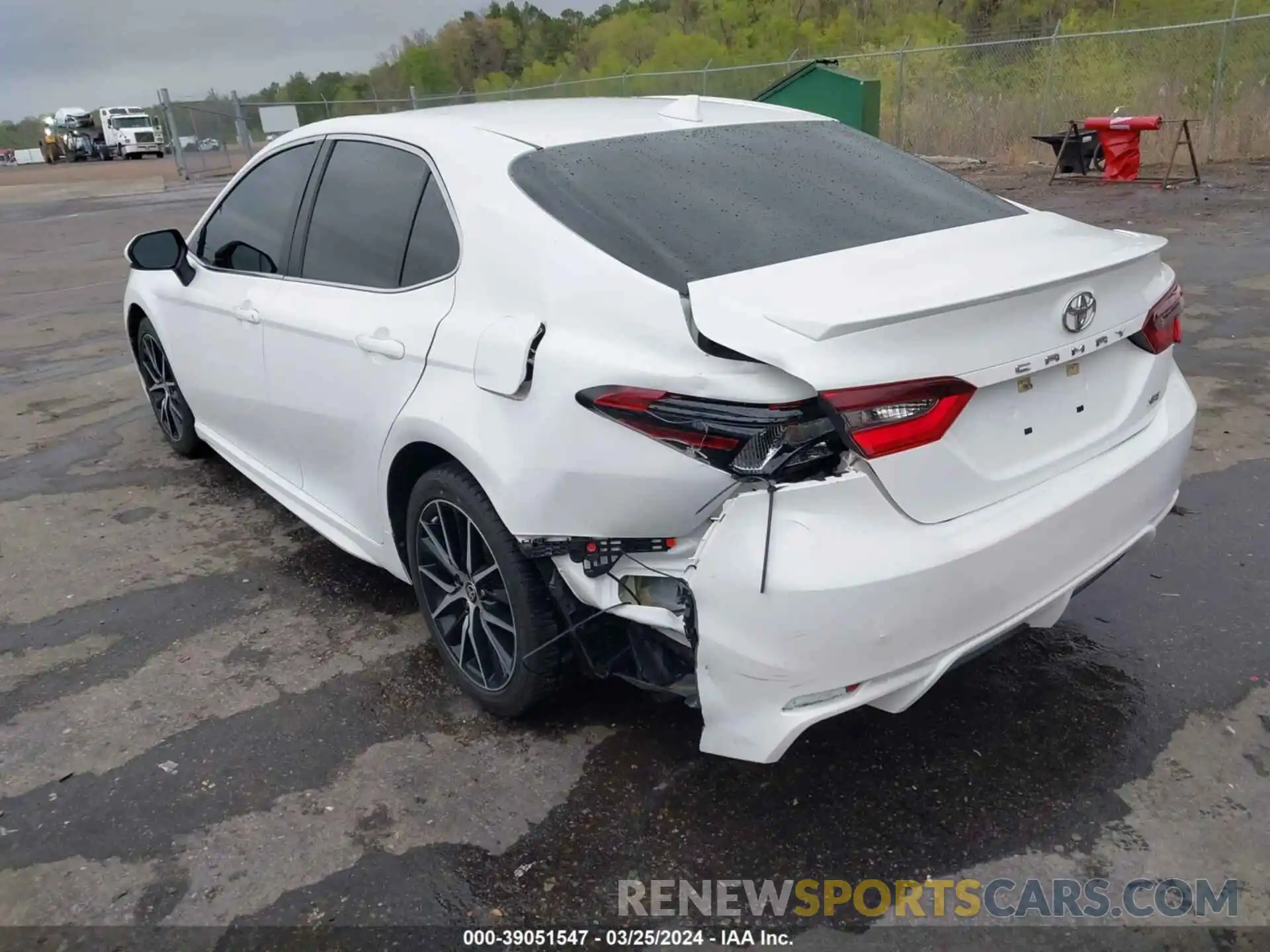 3 Photograph of a damaged car 4T1G11AK4MU574371 TOYOTA CAMRY 2021