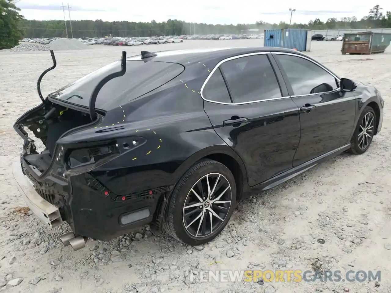 4 Фотография поврежденного автомобиля 4T1G11AK4MU576525 TOYOTA CAMRY 2021