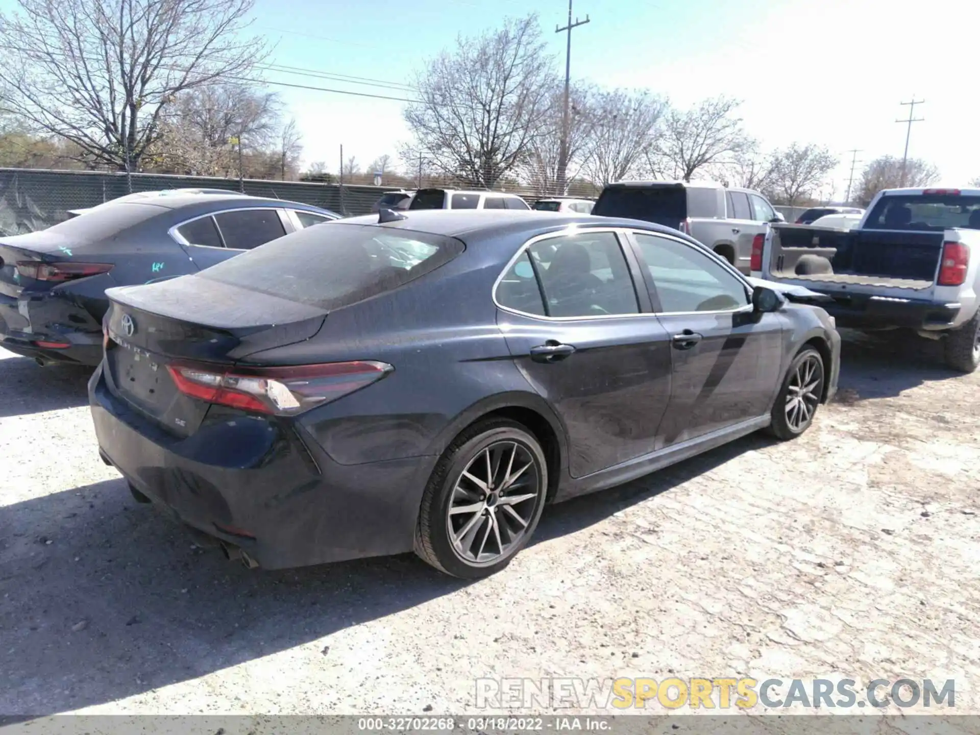 4 Photograph of a damaged car 4T1G11AK4MU583393 TOYOTA CAMRY 2021