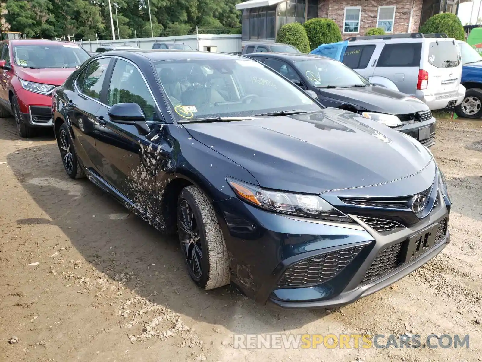 1 Photograph of a damaged car 4T1G11AK4MU583720 TOYOTA CAMRY 2021