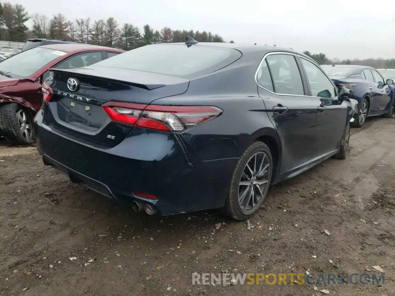 4 Photograph of a damaged car 4T1G11AK4MU584236 TOYOTA CAMRY 2021