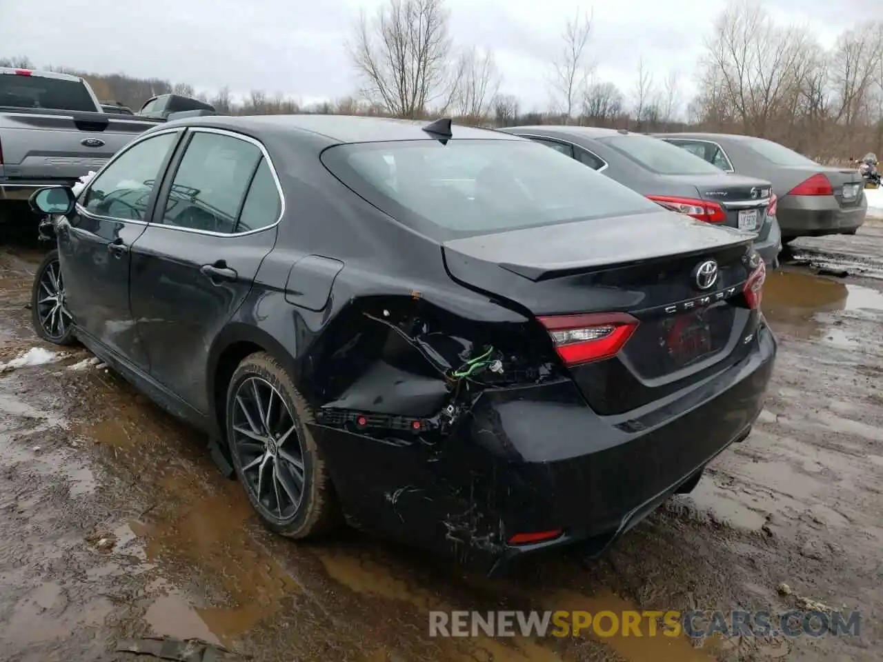 3 Photograph of a damaged car 4T1G11AK4MU587931 TOYOTA CAMRY 2021