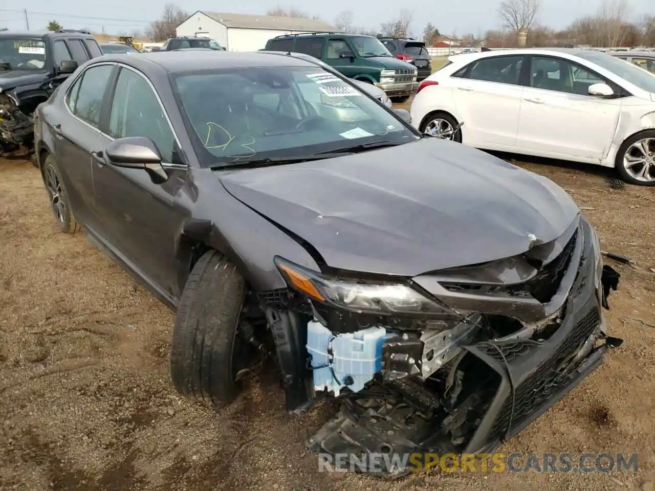 1 Photograph of a damaged car 4T1G11AK4MU596466 TOYOTA CAMRY 2021