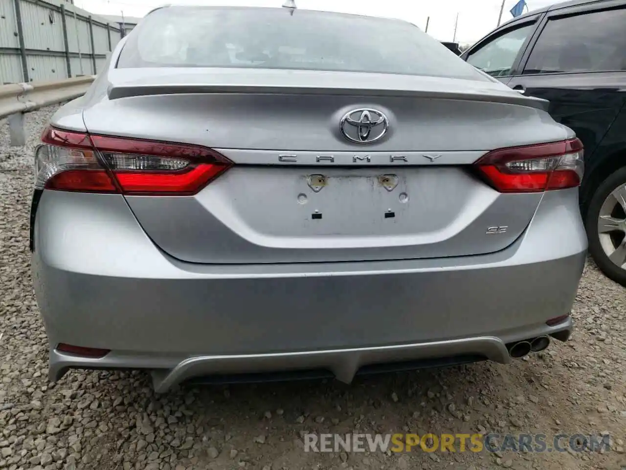 9 Photograph of a damaged car 4T1G11AK4MU597939 TOYOTA CAMRY 2021