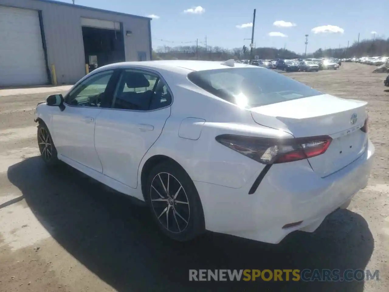 3 Photograph of a damaged car 4T1G11AK4MU609202 TOYOTA CAMRY 2021