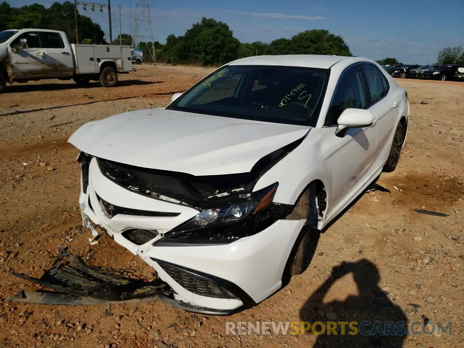 2 Photograph of a damaged car 4T1G11AK5MU402432 TOYOTA CAMRY 2021