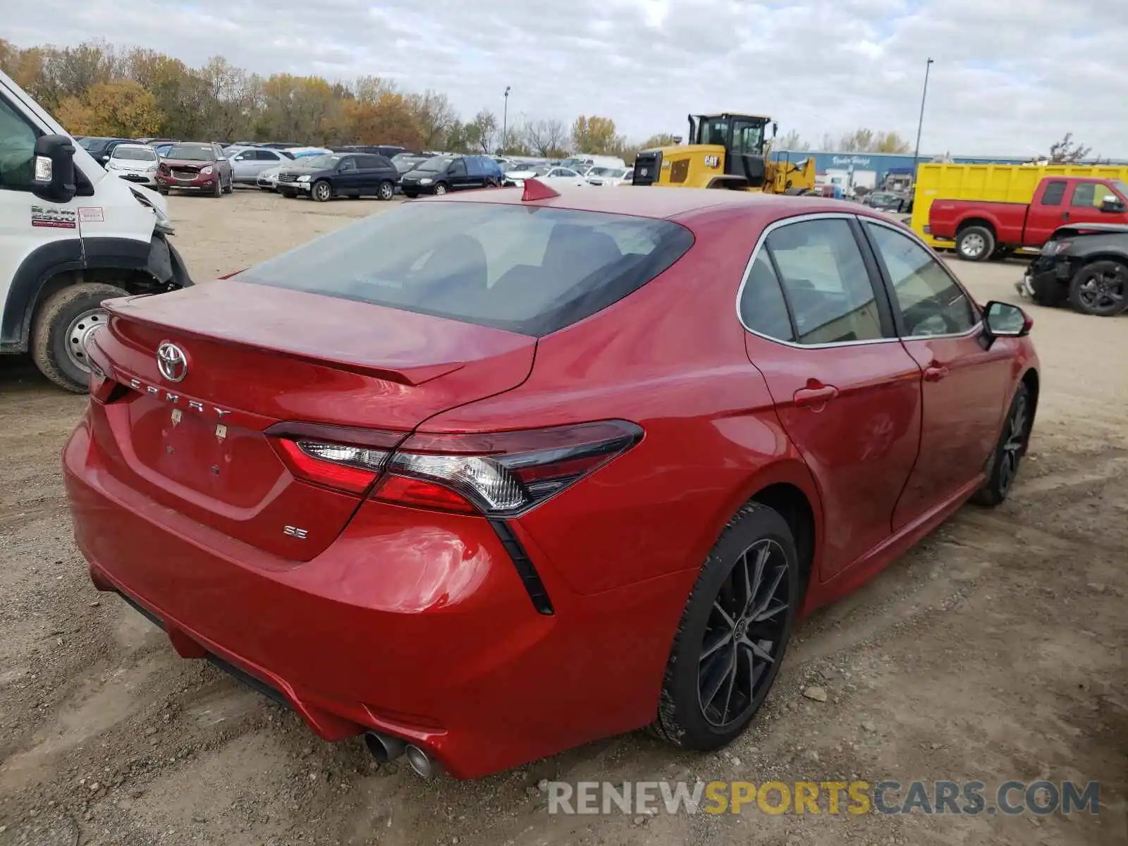 4 Photograph of a damaged car 4T1G11AK5MU415939 TOYOTA CAMRY 2021