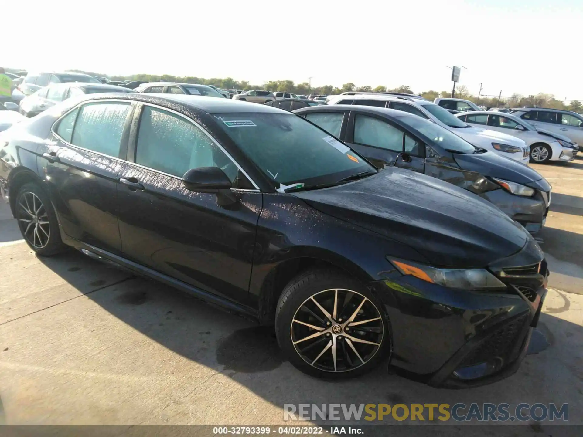 1 Photograph of a damaged car 4T1G11AK5MU425919 TOYOTA CAMRY 2021