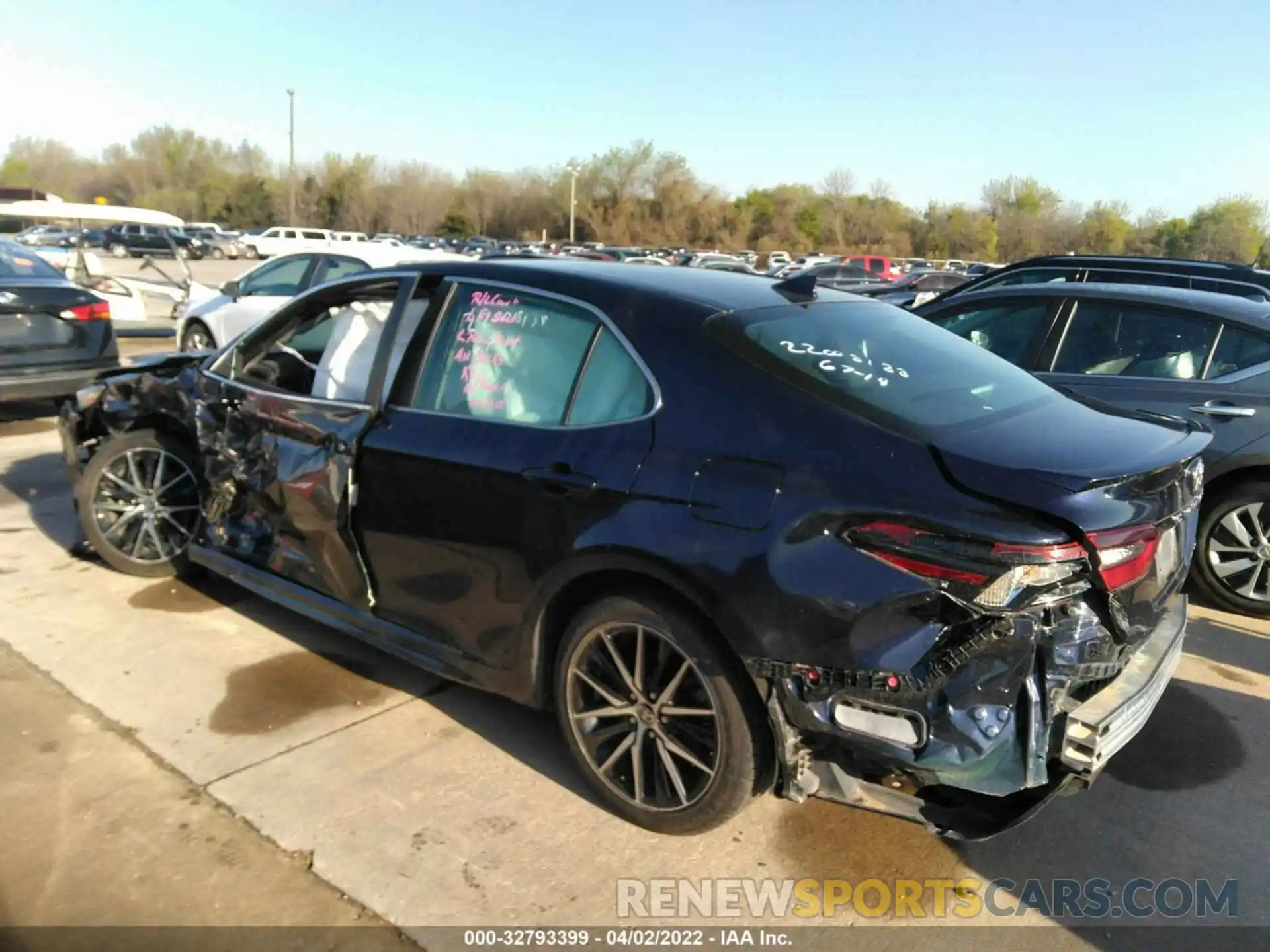 3 Photograph of a damaged car 4T1G11AK5MU425919 TOYOTA CAMRY 2021