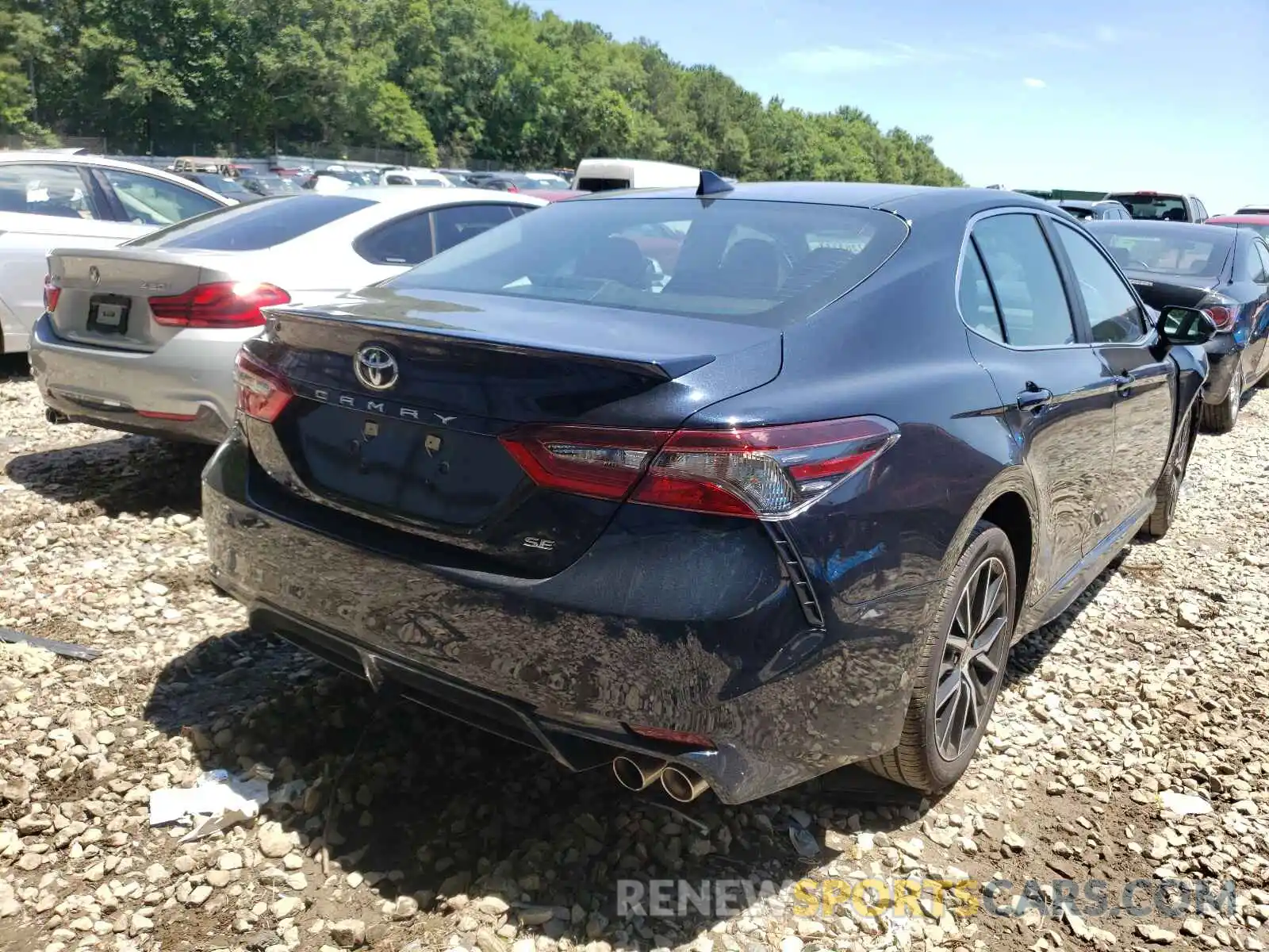 4 Photograph of a damaged car 4T1G11AK5MU434135 TOYOTA CAMRY 2021