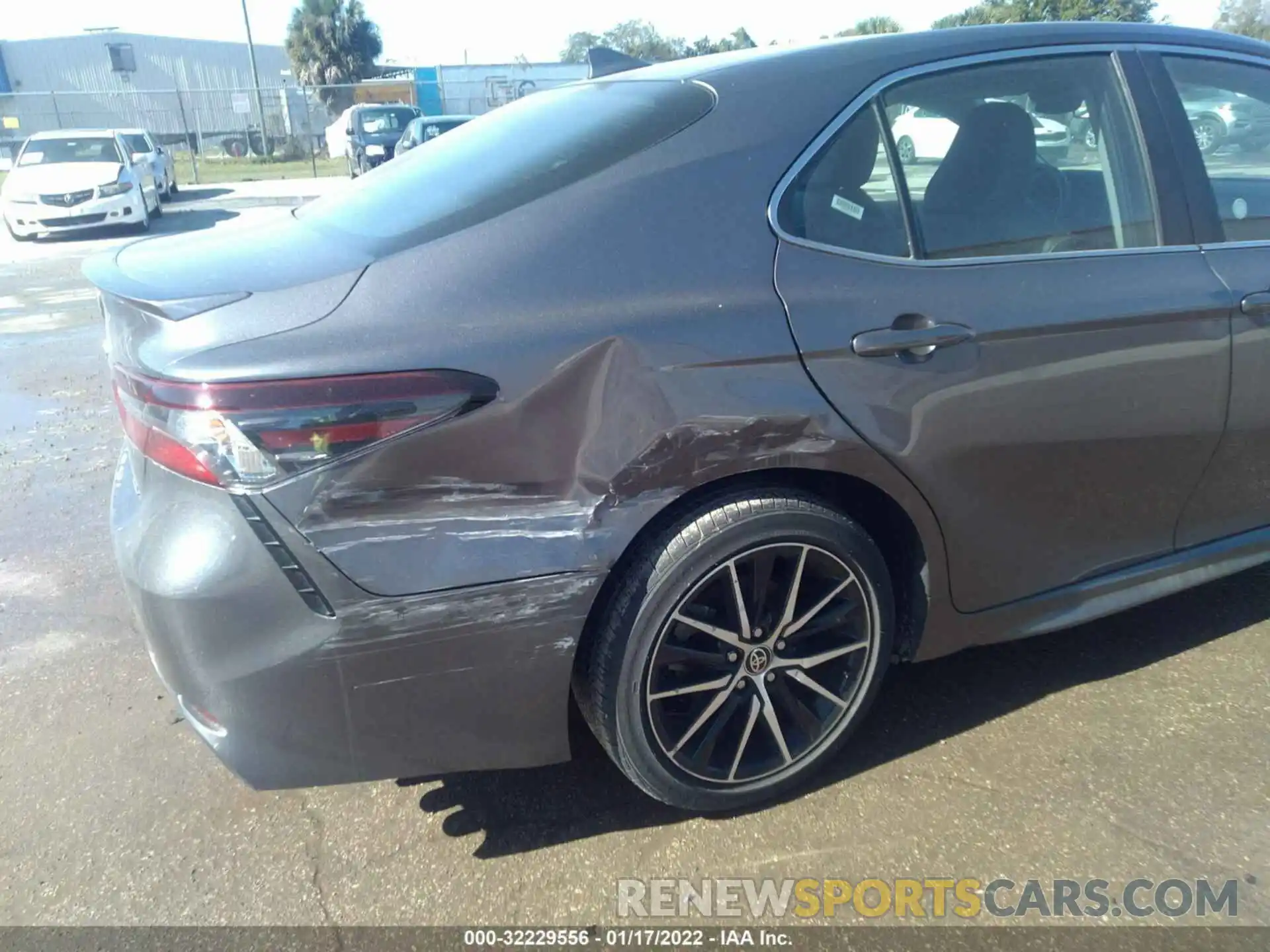 6 Photograph of a damaged car 4T1G11AK5MU436547 TOYOTA CAMRY 2021