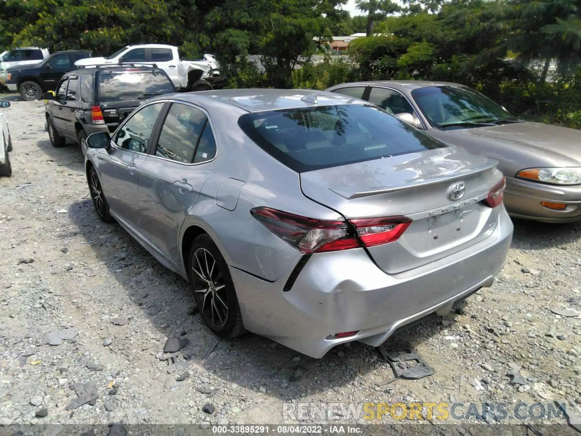 3 Photograph of a damaged car 4T1G11AK5MU442509 TOYOTA CAMRY 2021