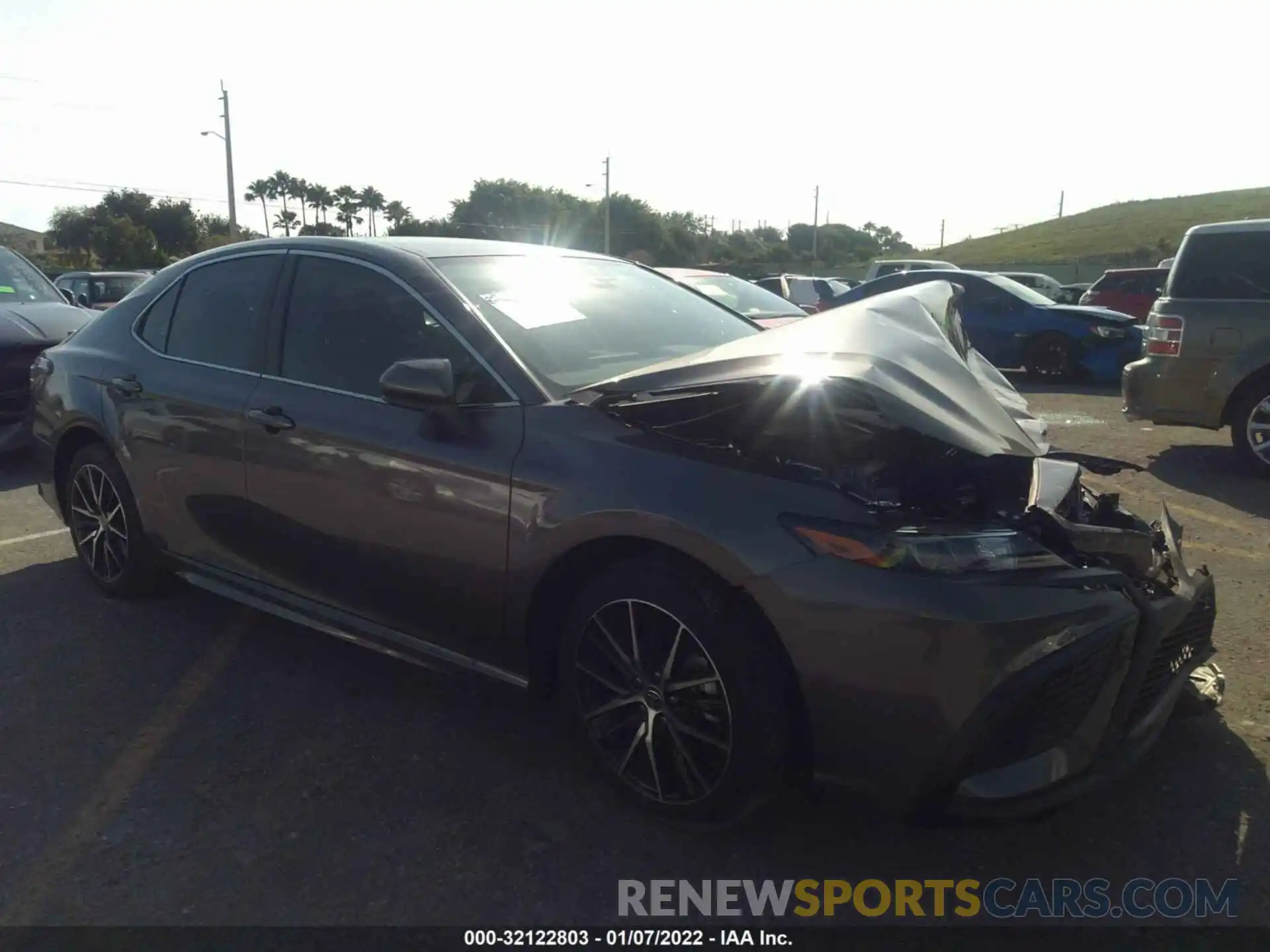 1 Photograph of a damaged car 4T1G11AK5MU459343 TOYOTA CAMRY 2021