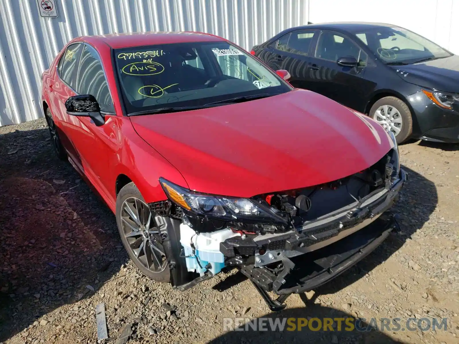 1 Photograph of a damaged car 4T1G11AK5MU468124 TOYOTA CAMRY 2021