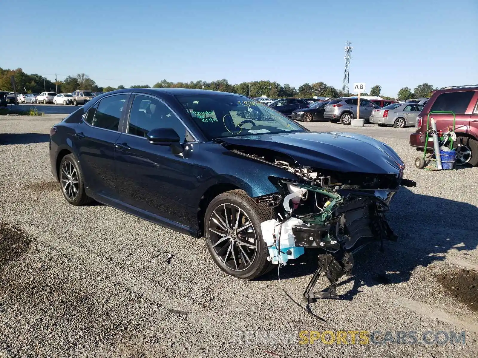 1 Photograph of a damaged car 4T1G11AK5MU469306 TOYOTA CAMRY 2021