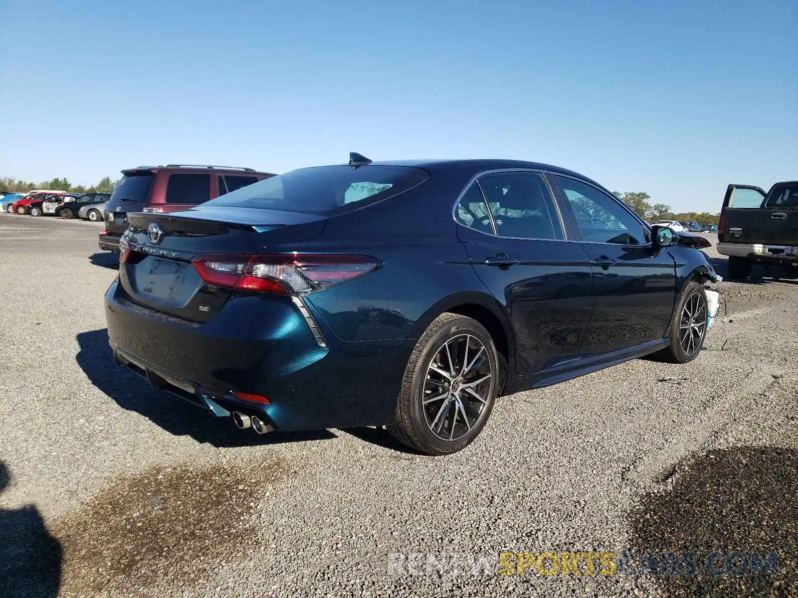 4 Photograph of a damaged car 4T1G11AK5MU469306 TOYOTA CAMRY 2021