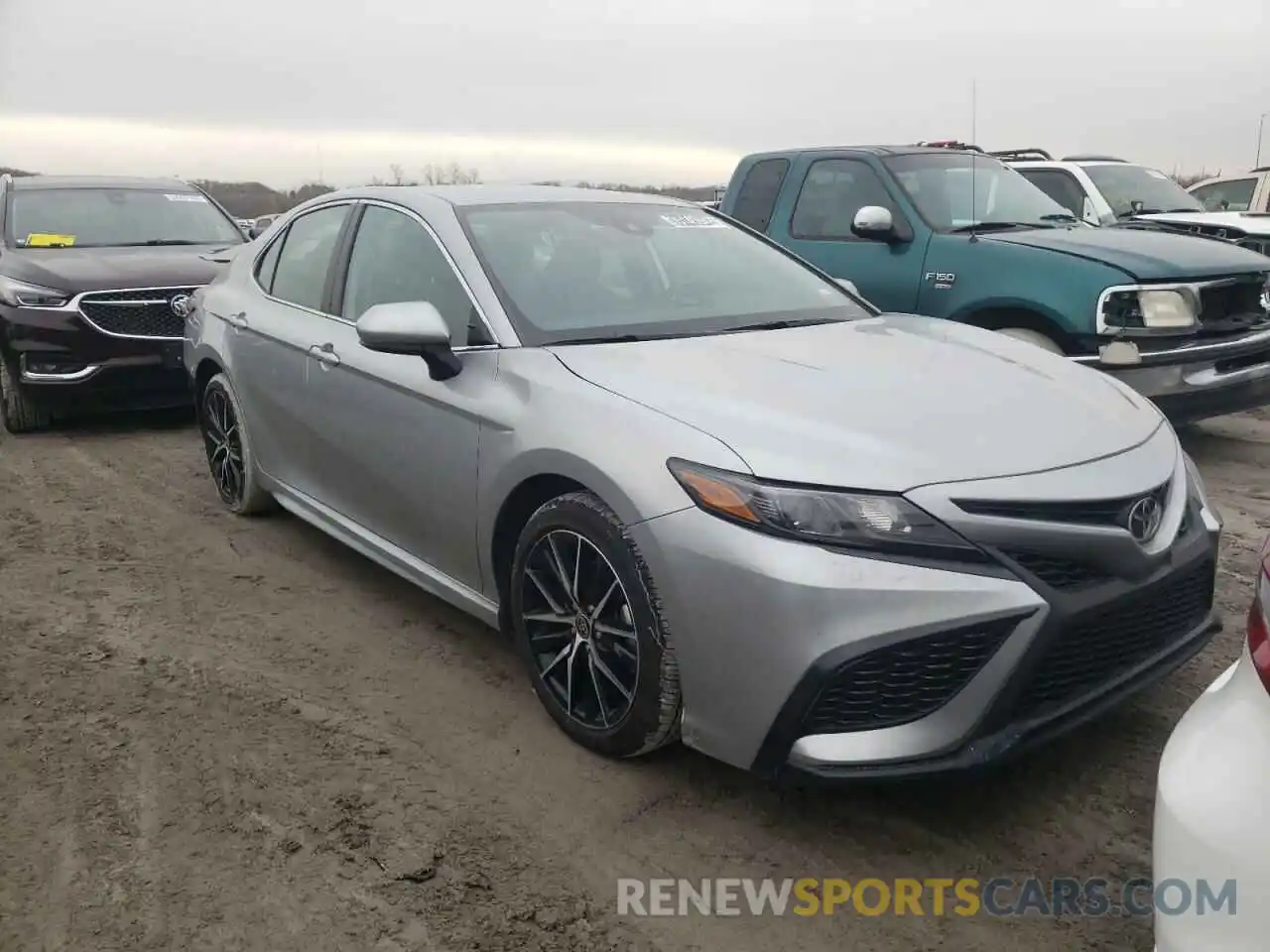 1 Photograph of a damaged car 4T1G11AK5MU469841 TOYOTA CAMRY 2021