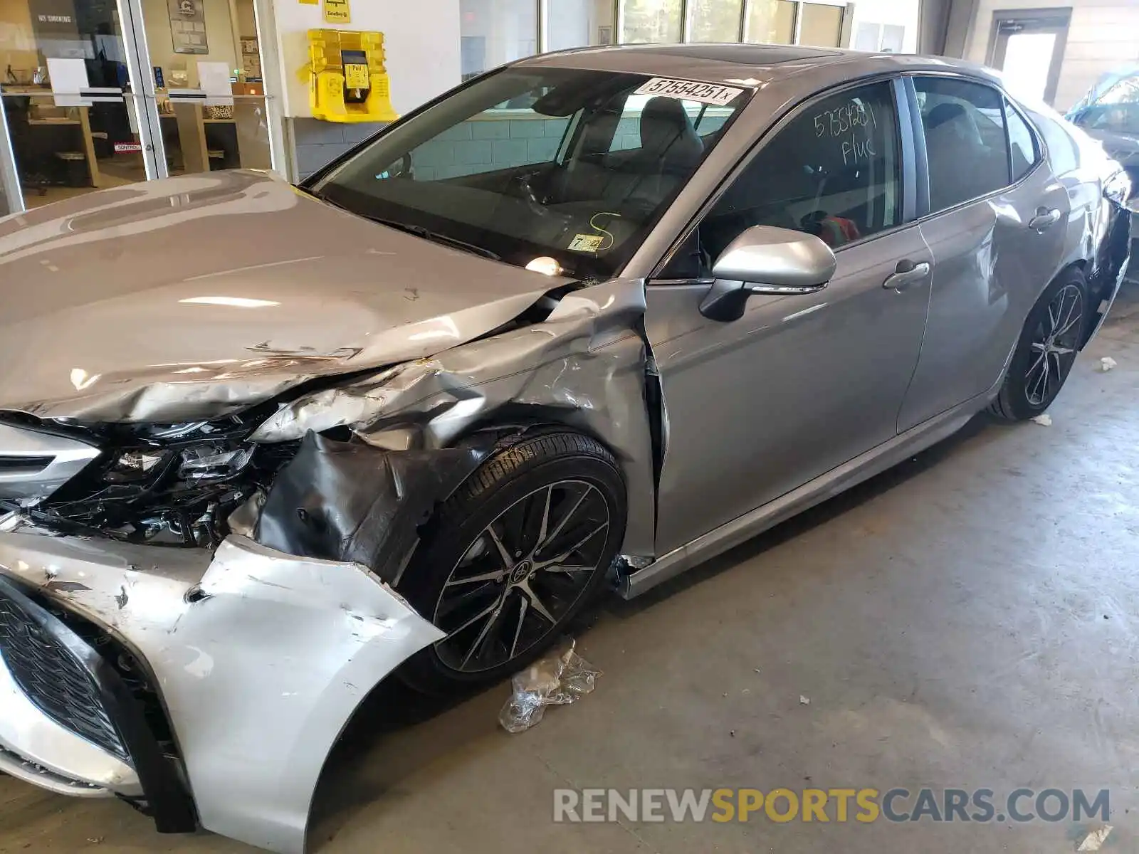 9 Photograph of a damaged car 4T1G11AK5MU483528 TOYOTA CAMRY 2021