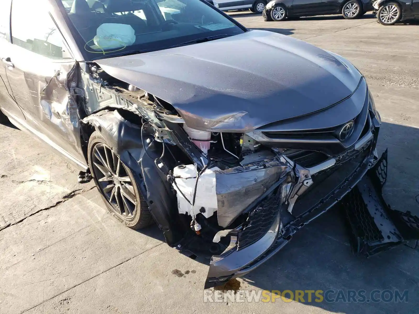 9 Photograph of a damaged car 4T1G11AK5MU484274 TOYOTA CAMRY 2021