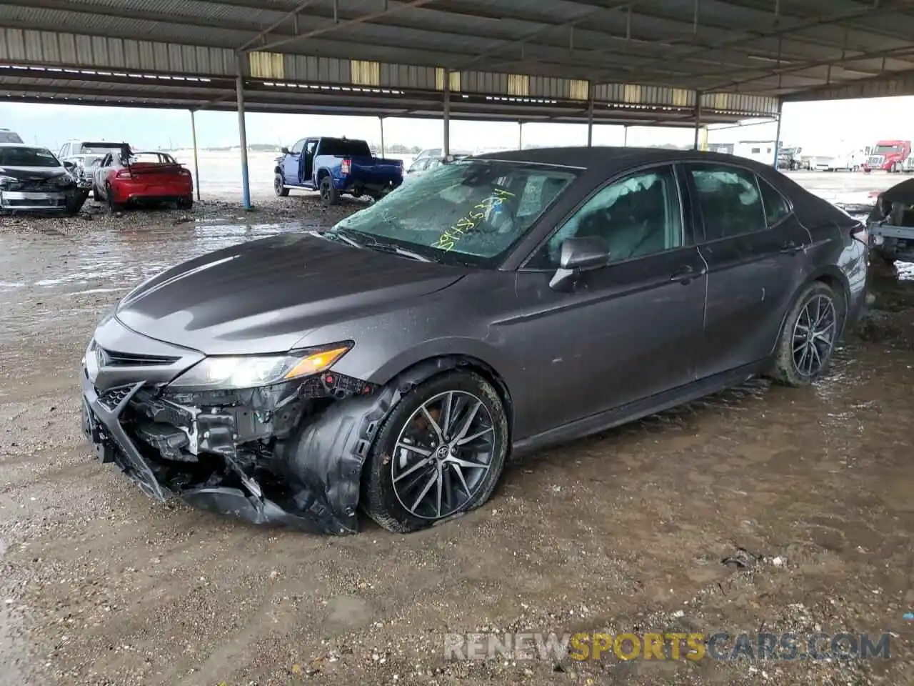 1 Photograph of a damaged car 4T1G11AK5MU489152 TOYOTA CAMRY 2021